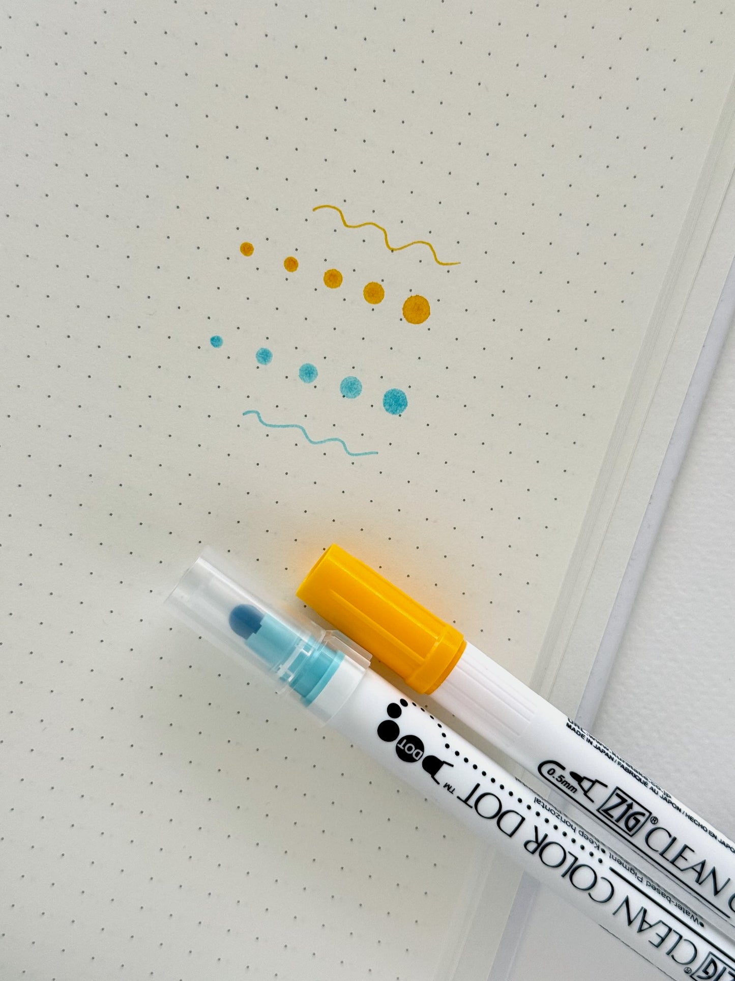 Feutre japonais | Zig Clean Color Dot Bleu